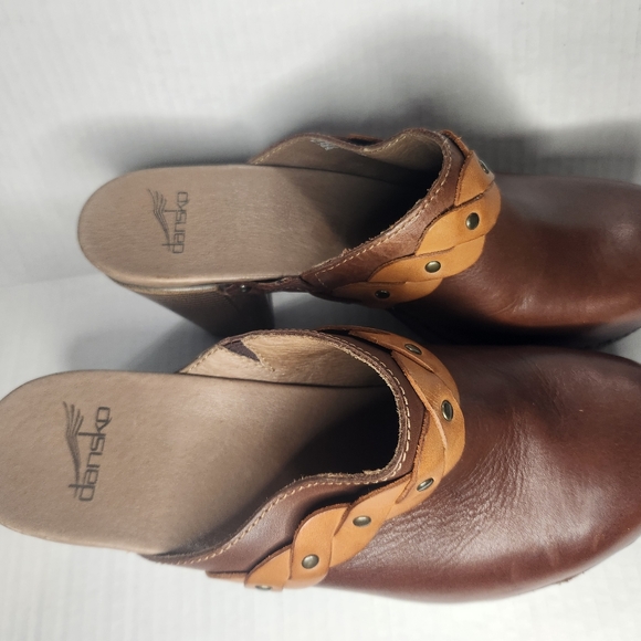 Dansko Rach Leather Two-Tone Braid Accent Clog 41 - Picture 5 of 11